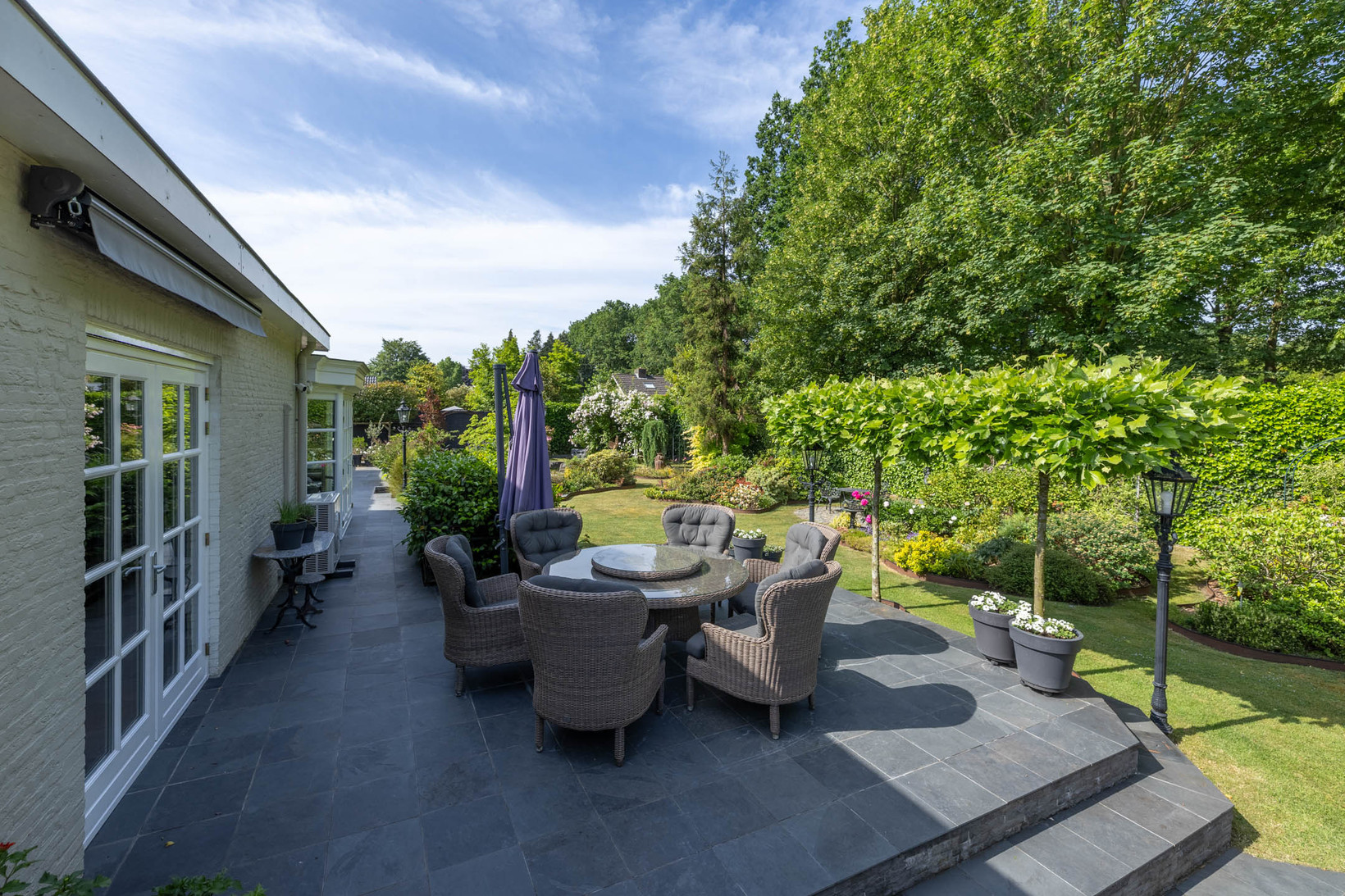 Hoekwoning te koop: Debussylaan 39, Tilburg