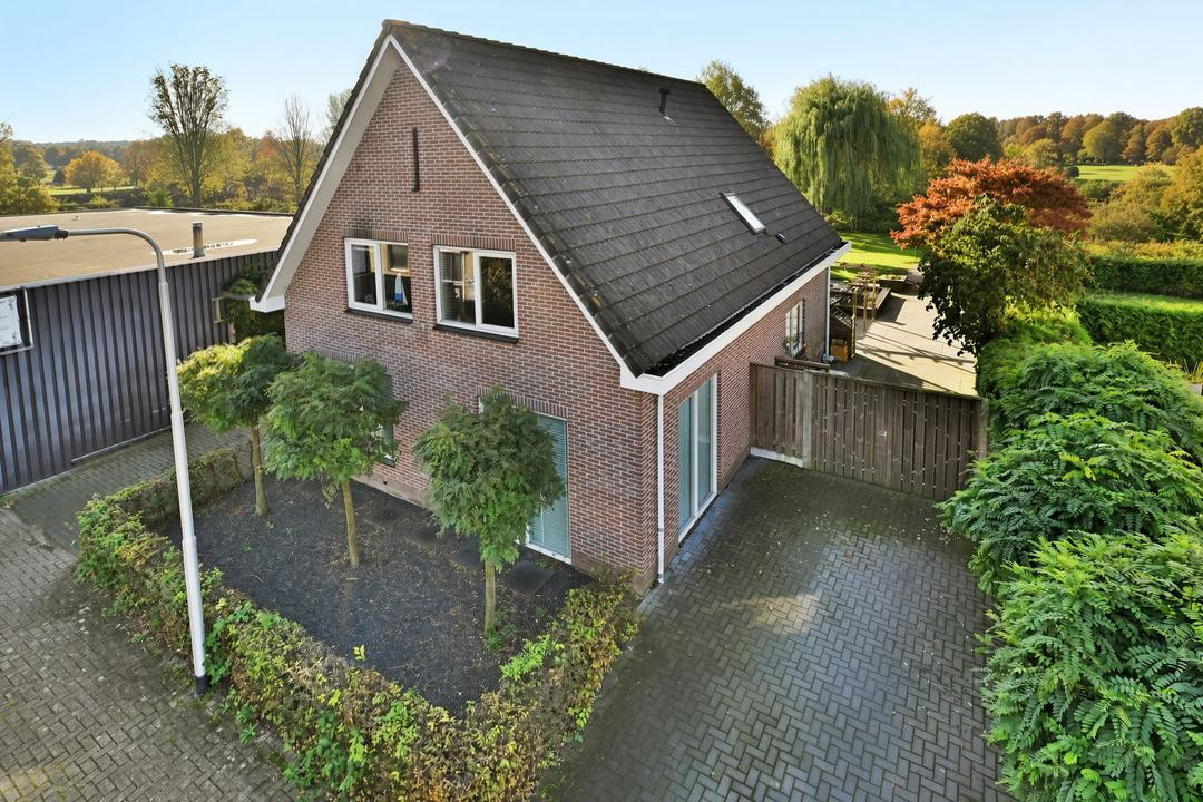 Hoekwoning te koop: Componistenlaan 3A, Tilburg