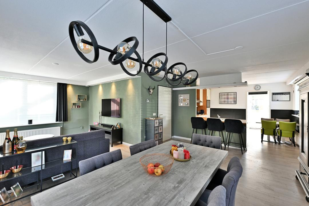 Hoekwoning te koop: Componistenlaan 3A, Tilburg