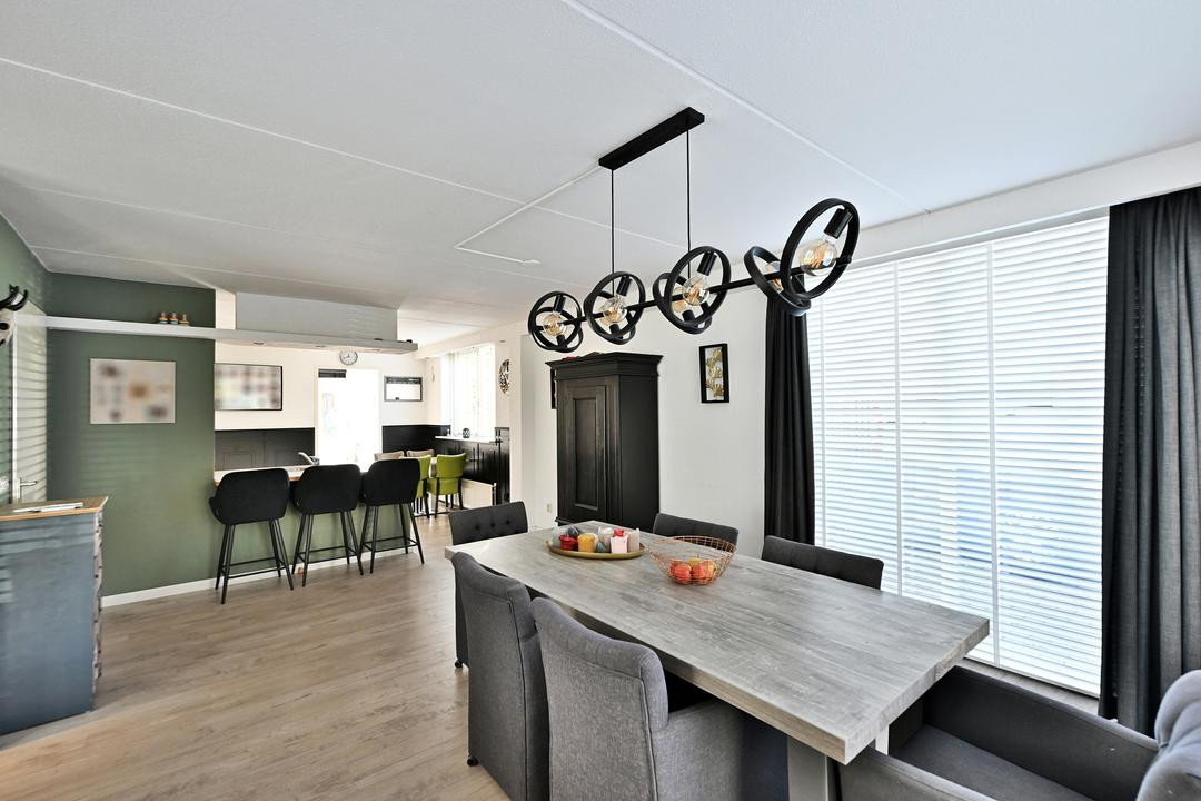Hoekwoning te koop: Componistenlaan 3A, Tilburg