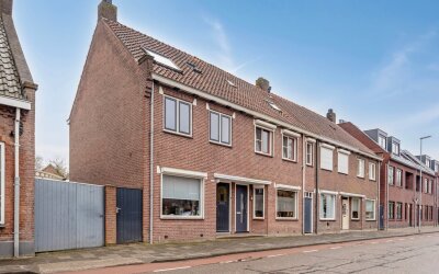 Dorpsstraat 44