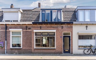Hoogstraat 27