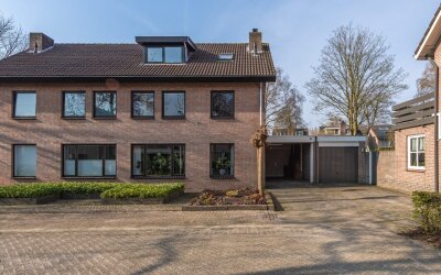 Dokter Tombrocklaan 17