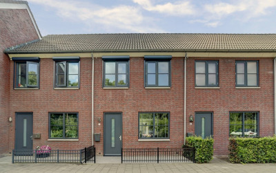 Pastoor van der Meijdenstraat 7