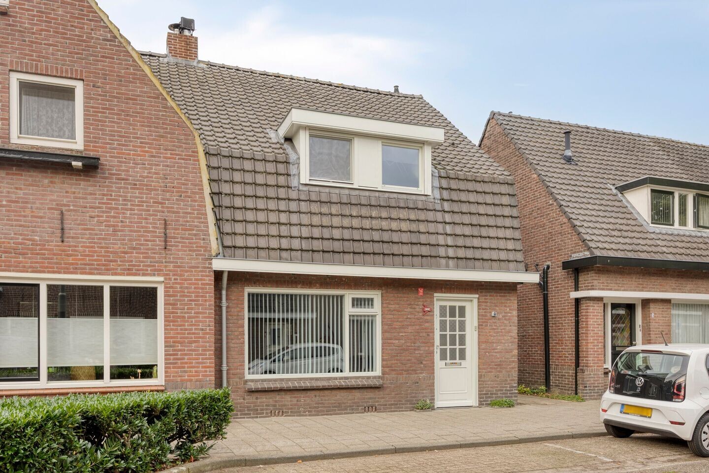Twee-onder-één-kap te koop: Canisiusstraat 3, Oisterwijk