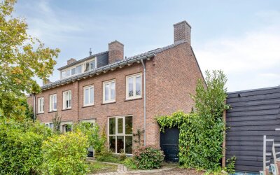 Burgemeester Suyslaan 4