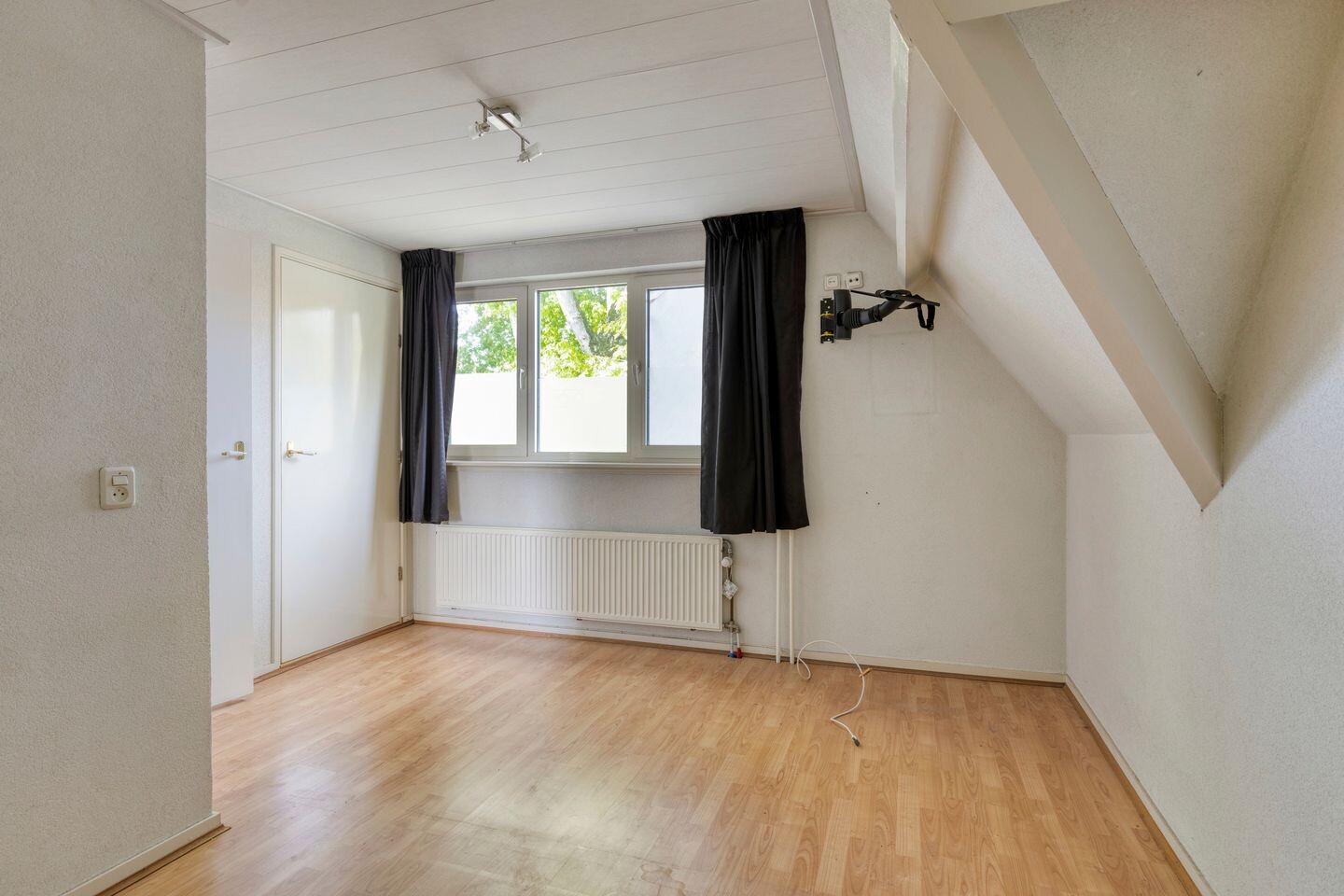 Tussenwoning te koop: Burg. Canterslaan 61, Oisterwijk