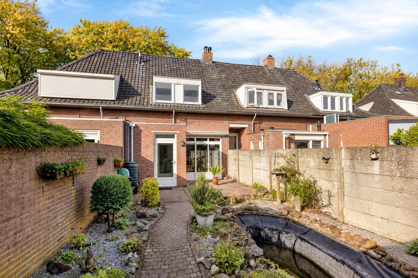 Tussenwoning te koop: Burg. Canterslaan 61, Oisterwijk