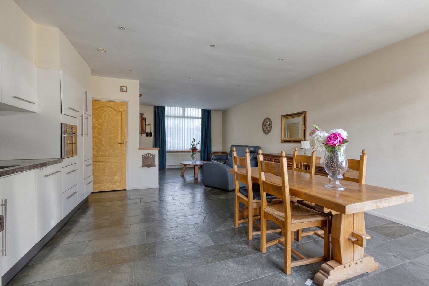 Tussenwoning te koop: Burg. Canterslaan 61, Oisterwijk