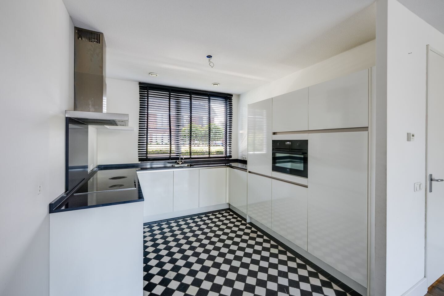 Hoekwoning te koop: Bim van der Kleistraat 32, Oisterwijk