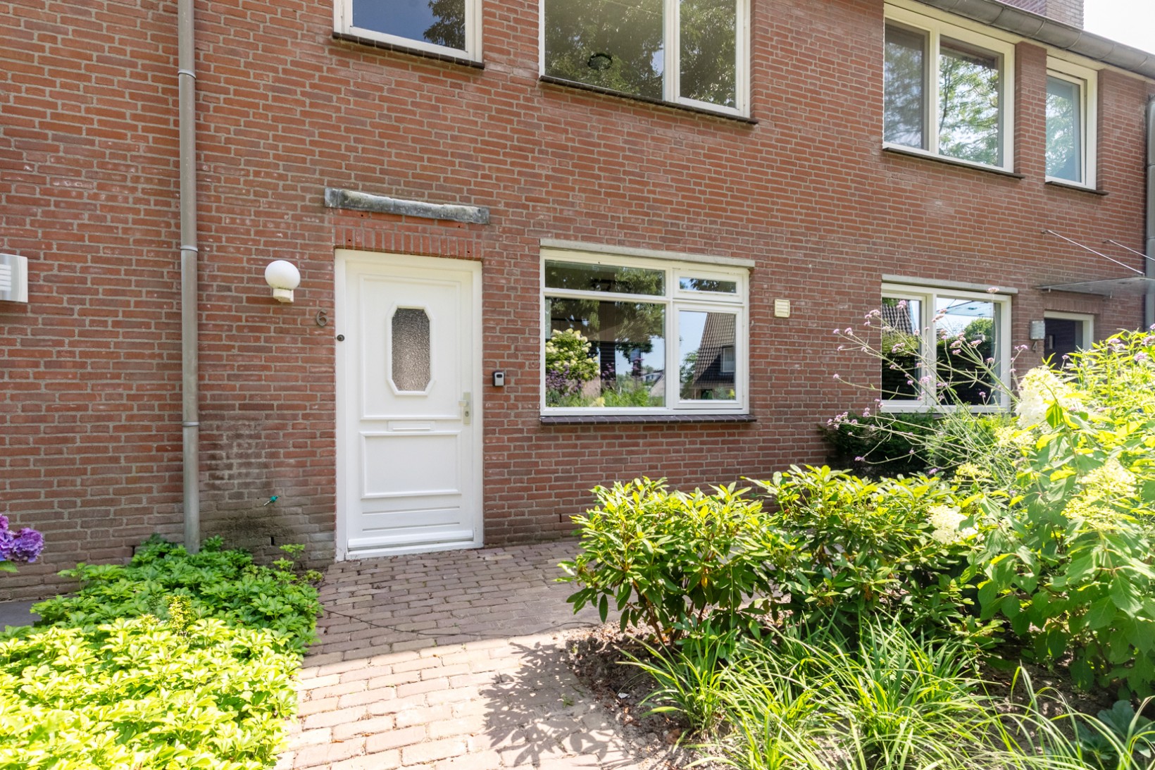 Tussenwoning te koop: De Werft 6, Moergestel
