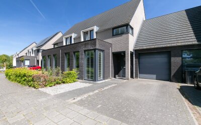De Lage Braken 8