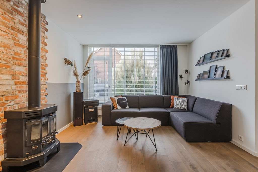 Twee-onder-één-kap te koop: Hogenackerstraat 10, Moergestel