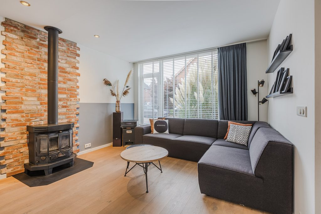 Twee-onder-één-kap te koop: Hogenackerstraat 10, Moergestel