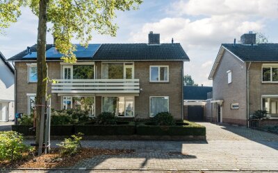 Achthoevenstraat 16