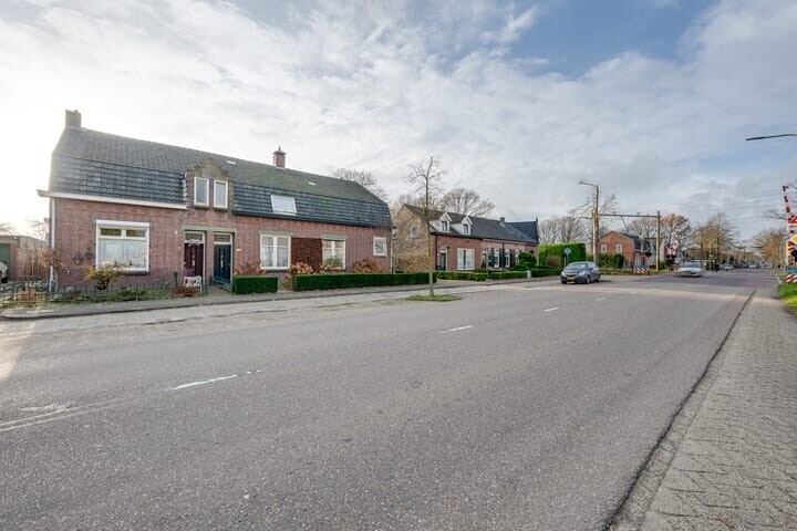 Twee-onder-één-kap te koop: Kreitenmolenstraat 182, Udenhout