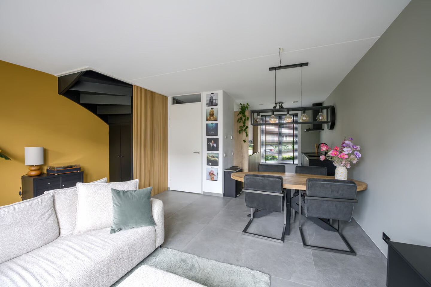Tussenwoning te koop: Koewei 13, Udenhout