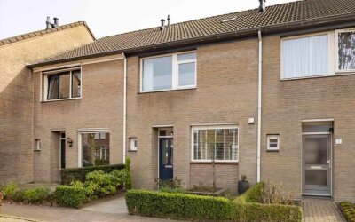 Burg. Van den Oeverstraat 5