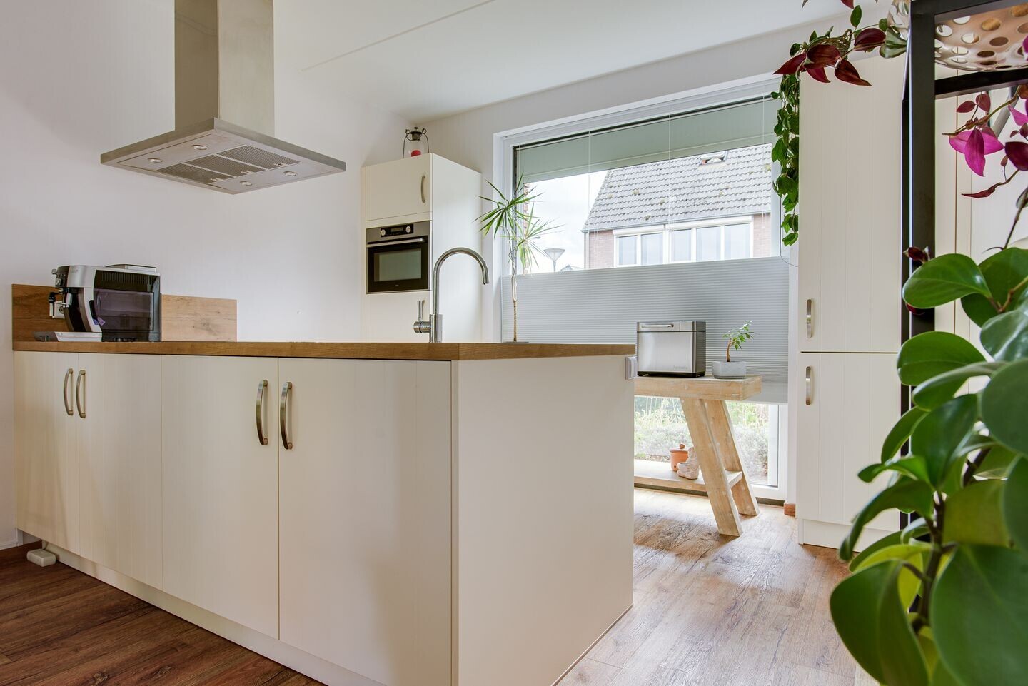 Vrijstaande woning te koop: Antoniusstraat 24, Biest-Houtakker