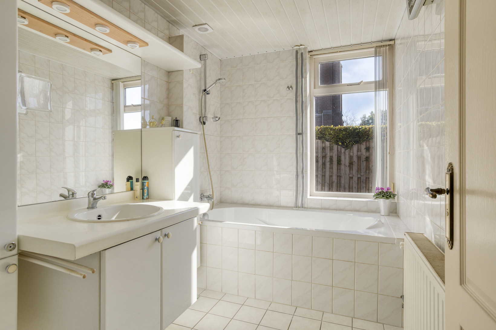 Vrijstaande woning te koop: Kerkstraat 15, Oost West En Middelbeers