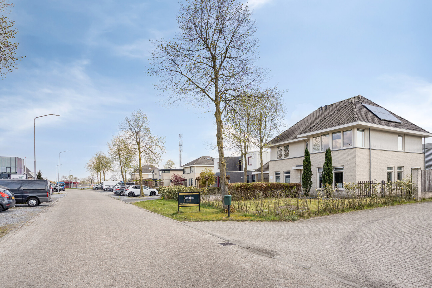 Vrijstaande woning te koop: Industrieweg 9, Oost West En Middelbeers