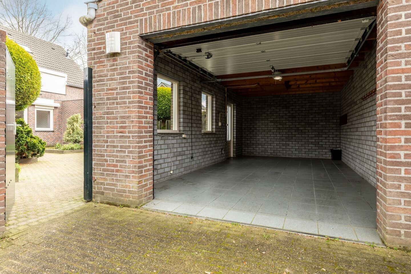 Twee-onder-één-kap te koop: Glazenmaker 2, Oost West En Middelbeers