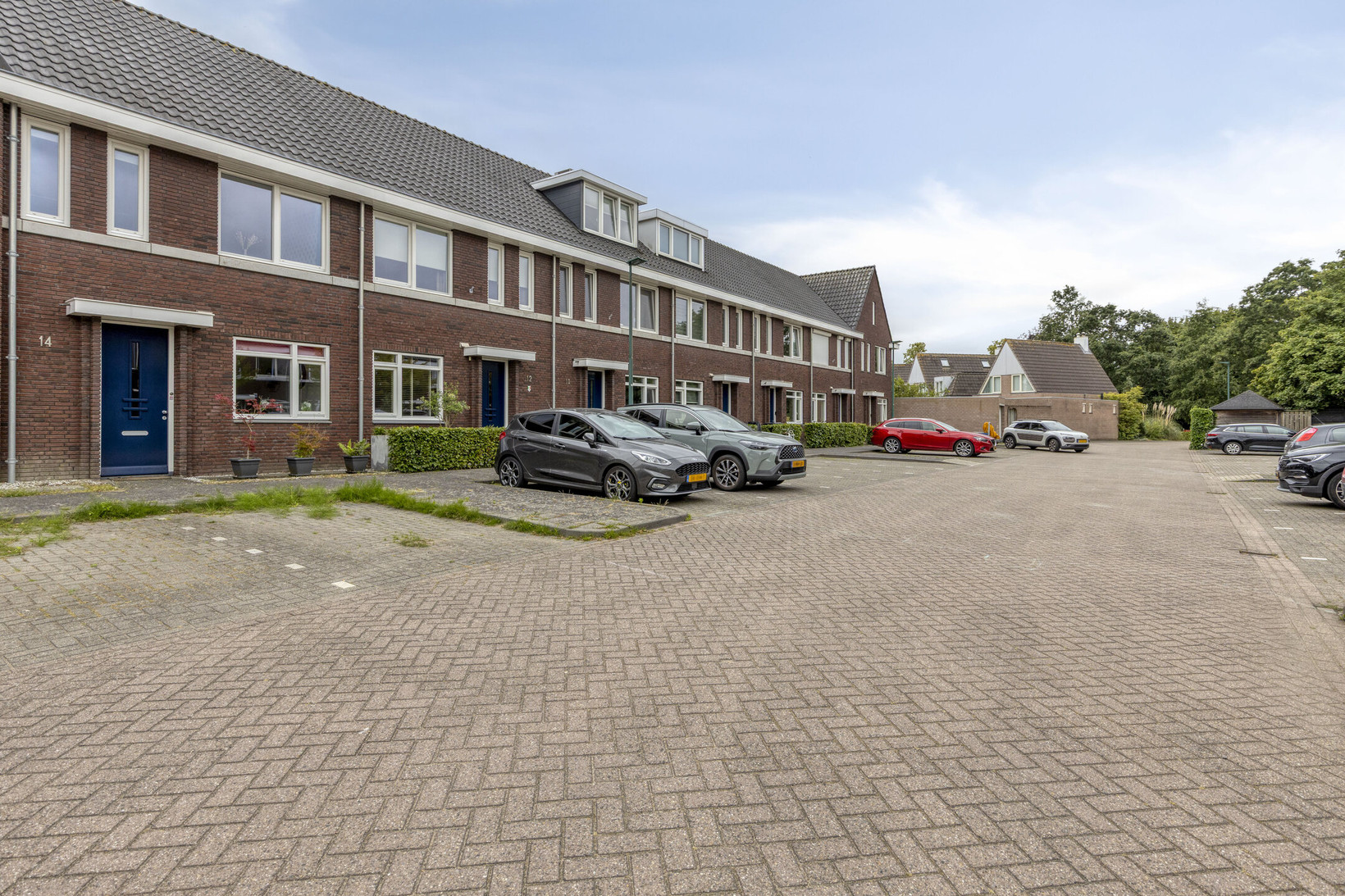 Tussenwoning te koop: Reparatusstraat 14, Dongen