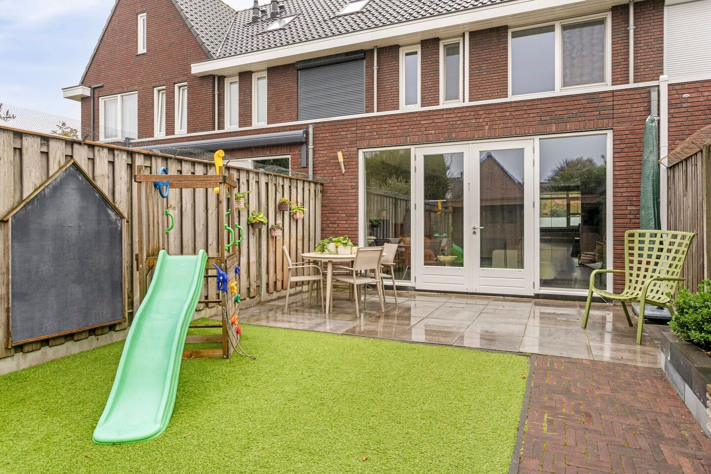 Tussenwoning te koop: Reparatusstraat 22, Dongen