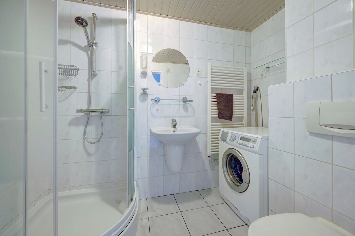 Tussenwoning te koop: Beneluxlaan 47, Dongen