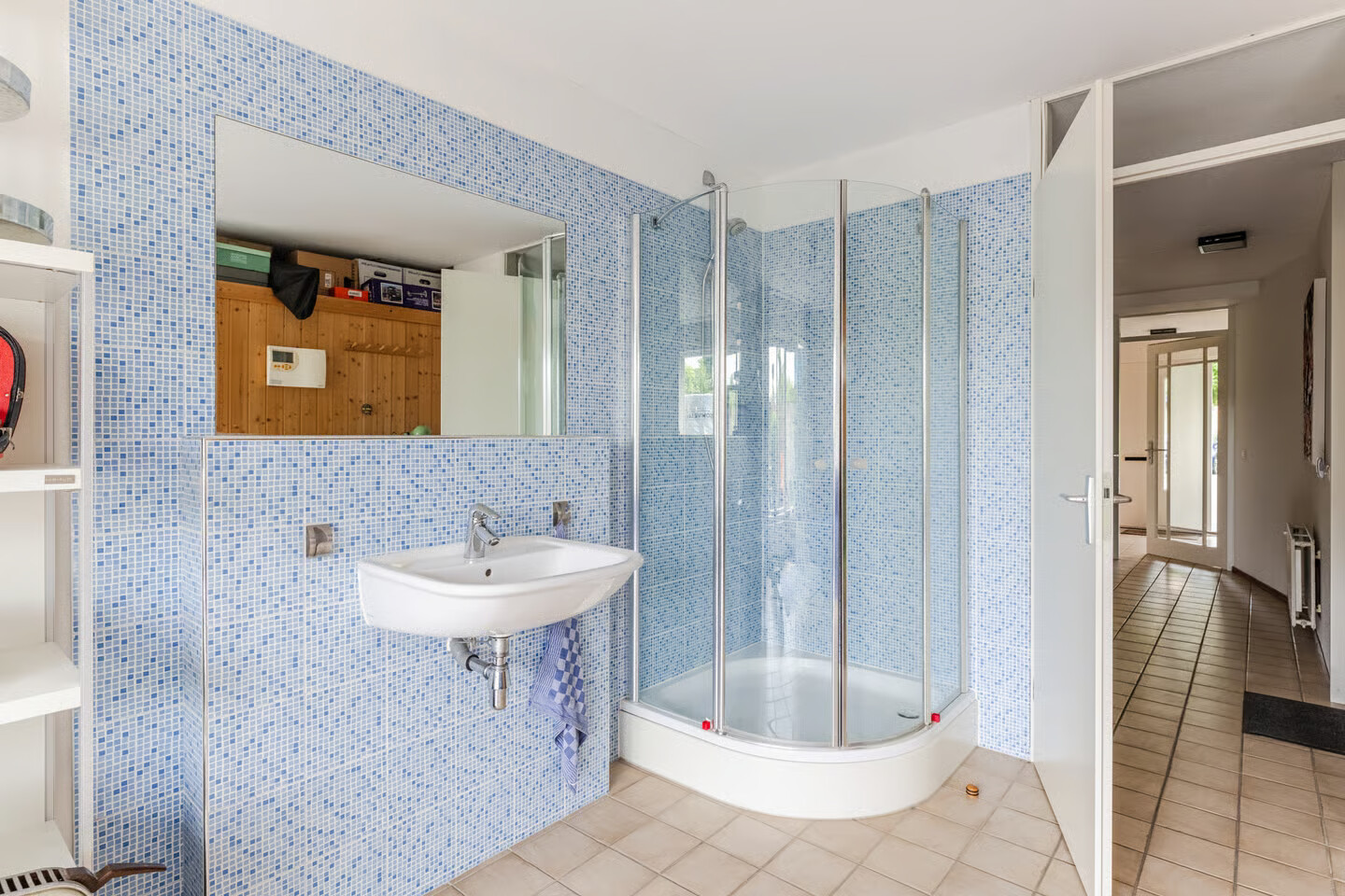 Tussenwoning te koop: Anton van Duinkerkenstraat 23, Dongen
