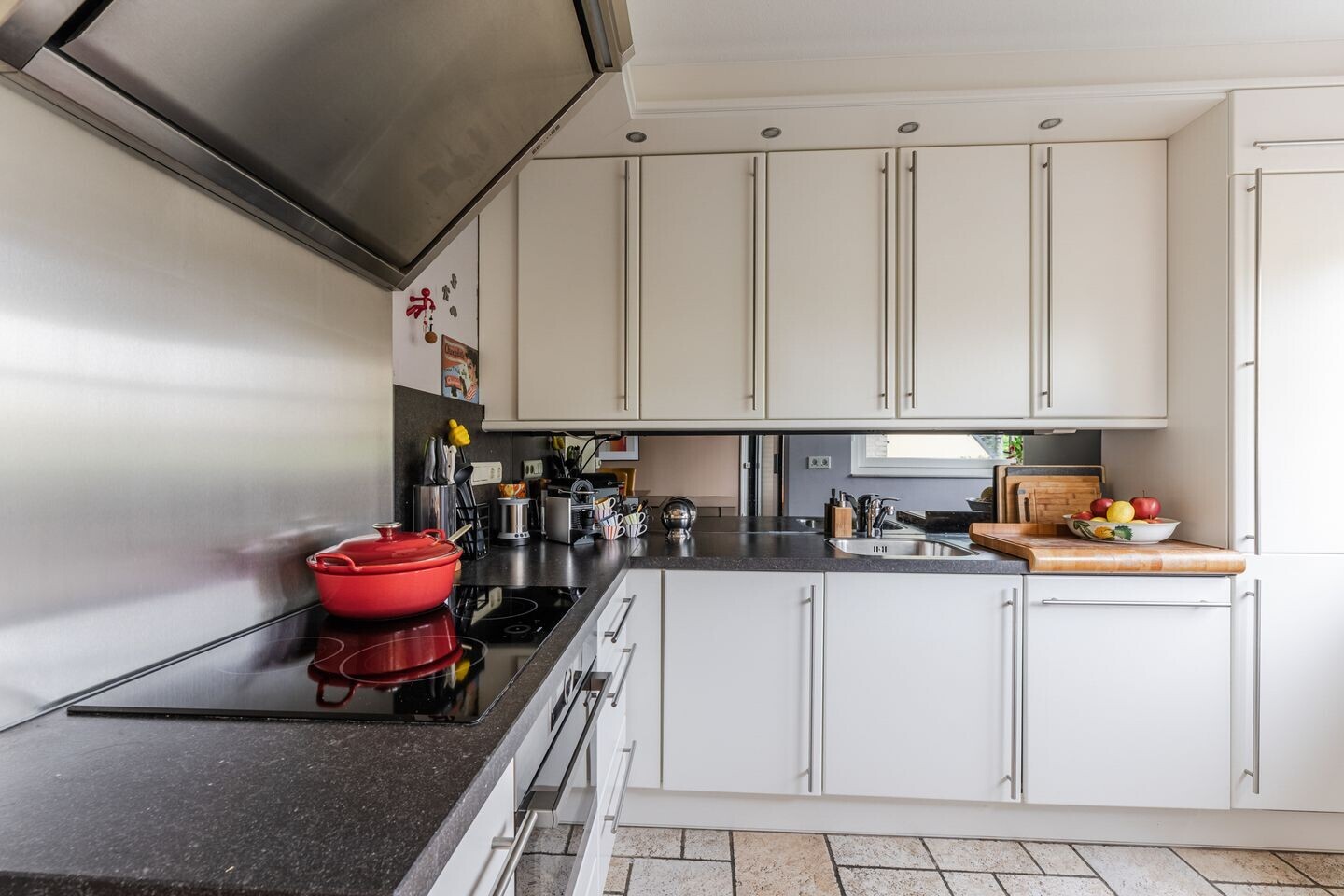 Tussenwoning te koop: Anton van Duinkerkenstraat 23, Dongen
