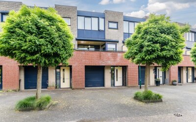 Anton van Duinkerkenstraat 23