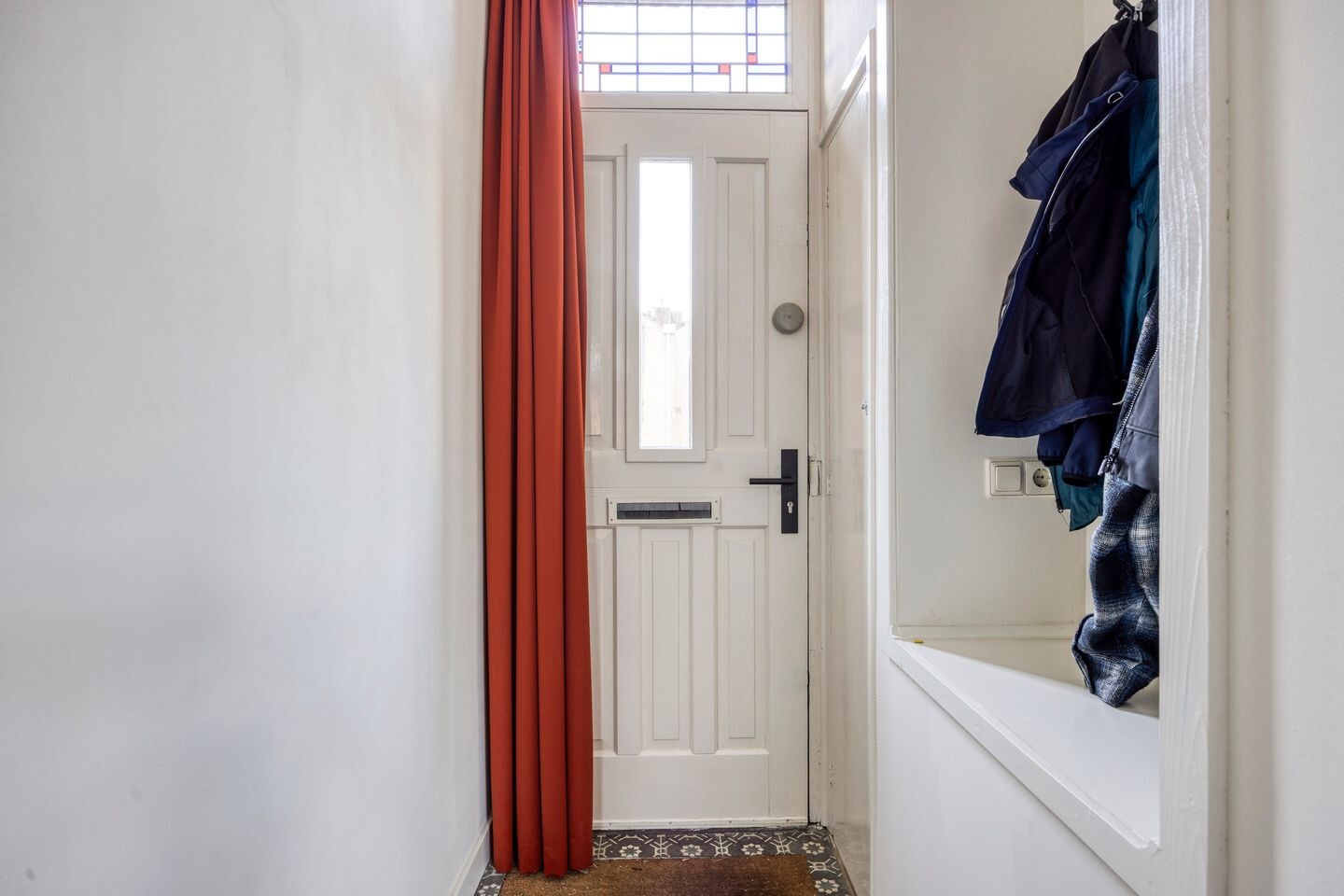 Hoekwoning te koop: Vennen 17, Dongen