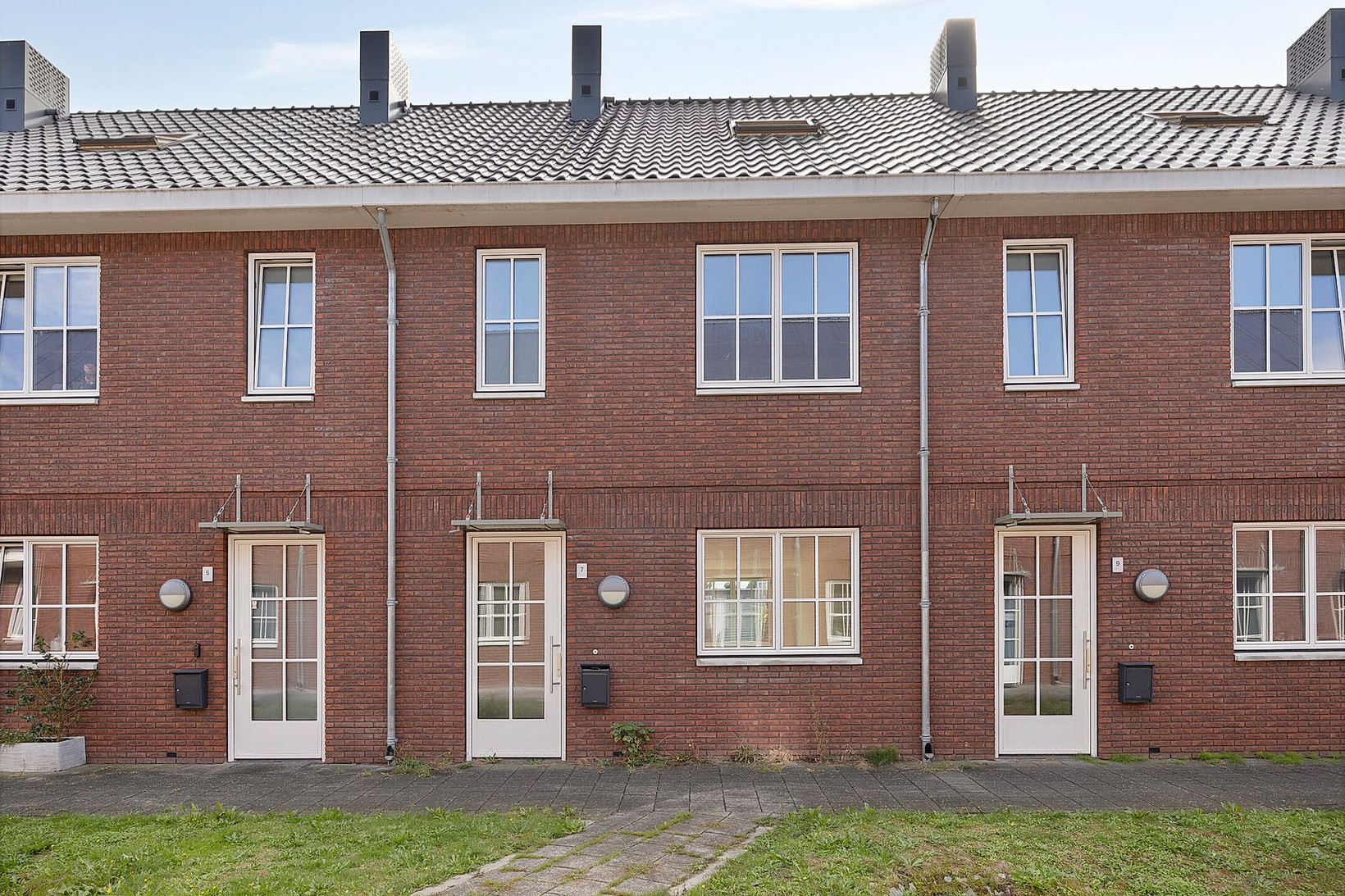 Tussenwoning te koop: Binnenhoven 7, Dongen