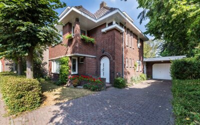 Oranjestraat 8