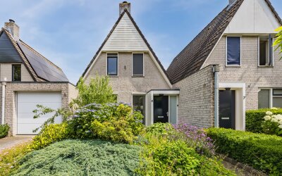 Pastoor van Dijkplein 5
