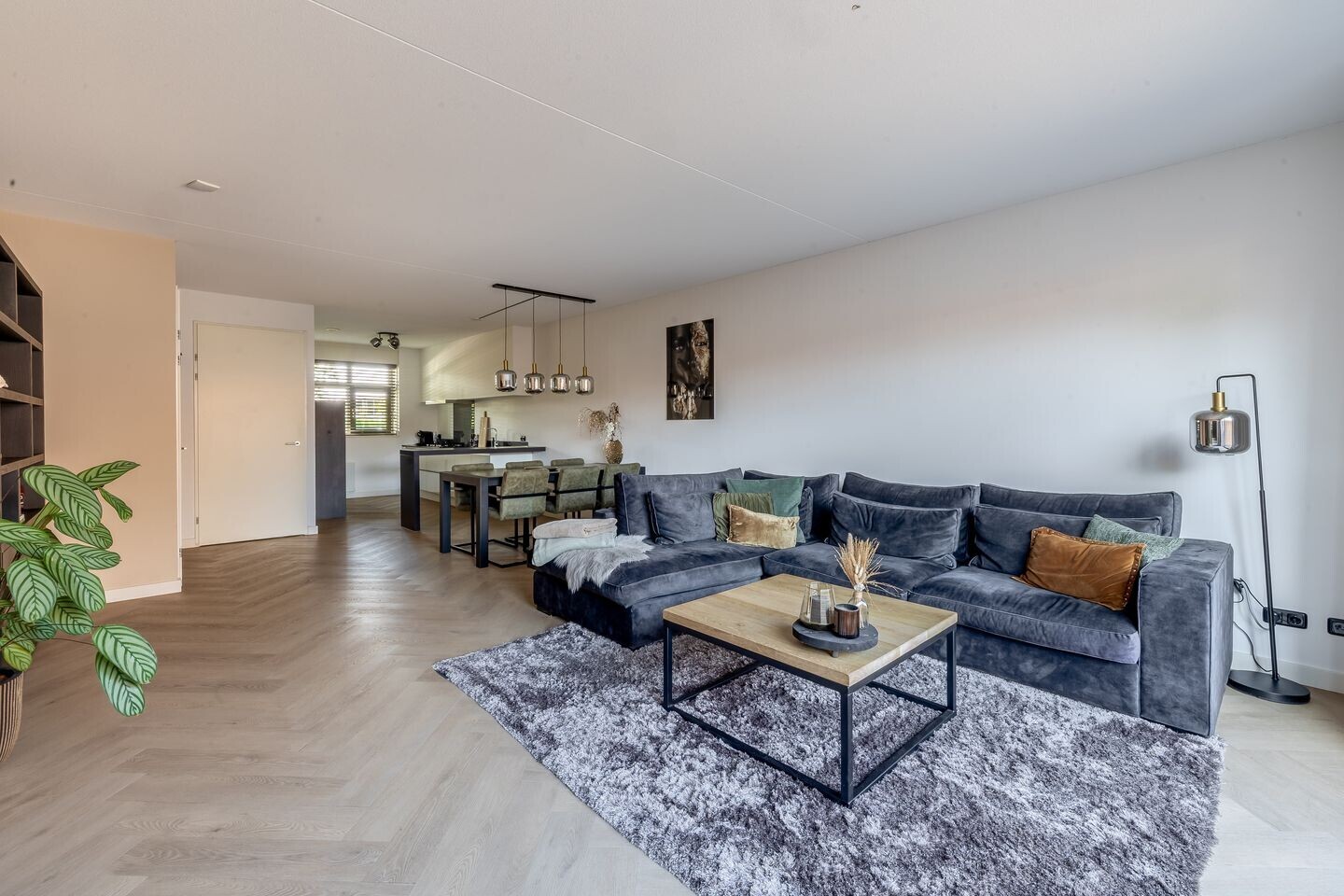 Tussenwoning te koop: Floris V-laan 11B, Waalwijk