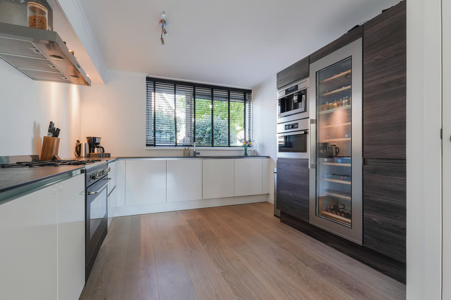 Hoekwoning te koop: Kerkstraat 26, Waalwijk