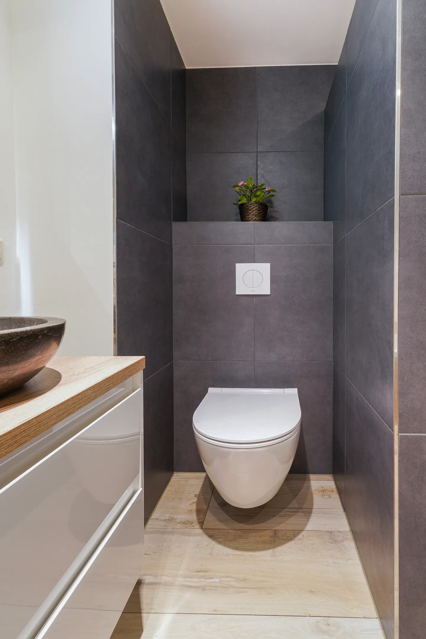 Hoekwoning te koop: Kerkstraat 26, Waalwijk