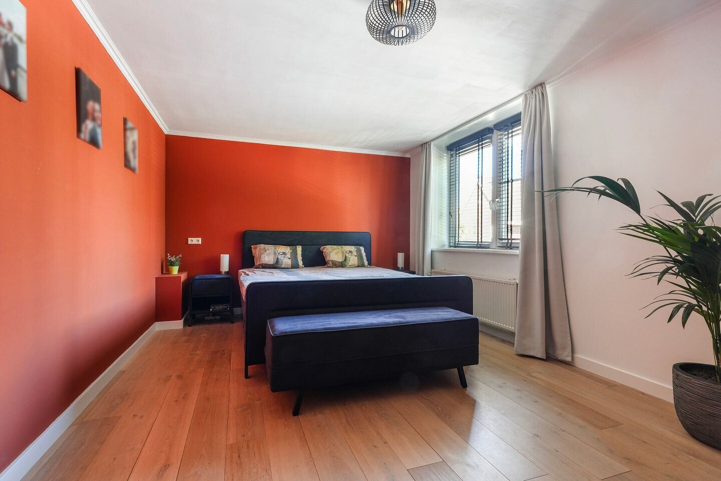 Hoekwoning te koop: Kerkstraat 26, Waalwijk