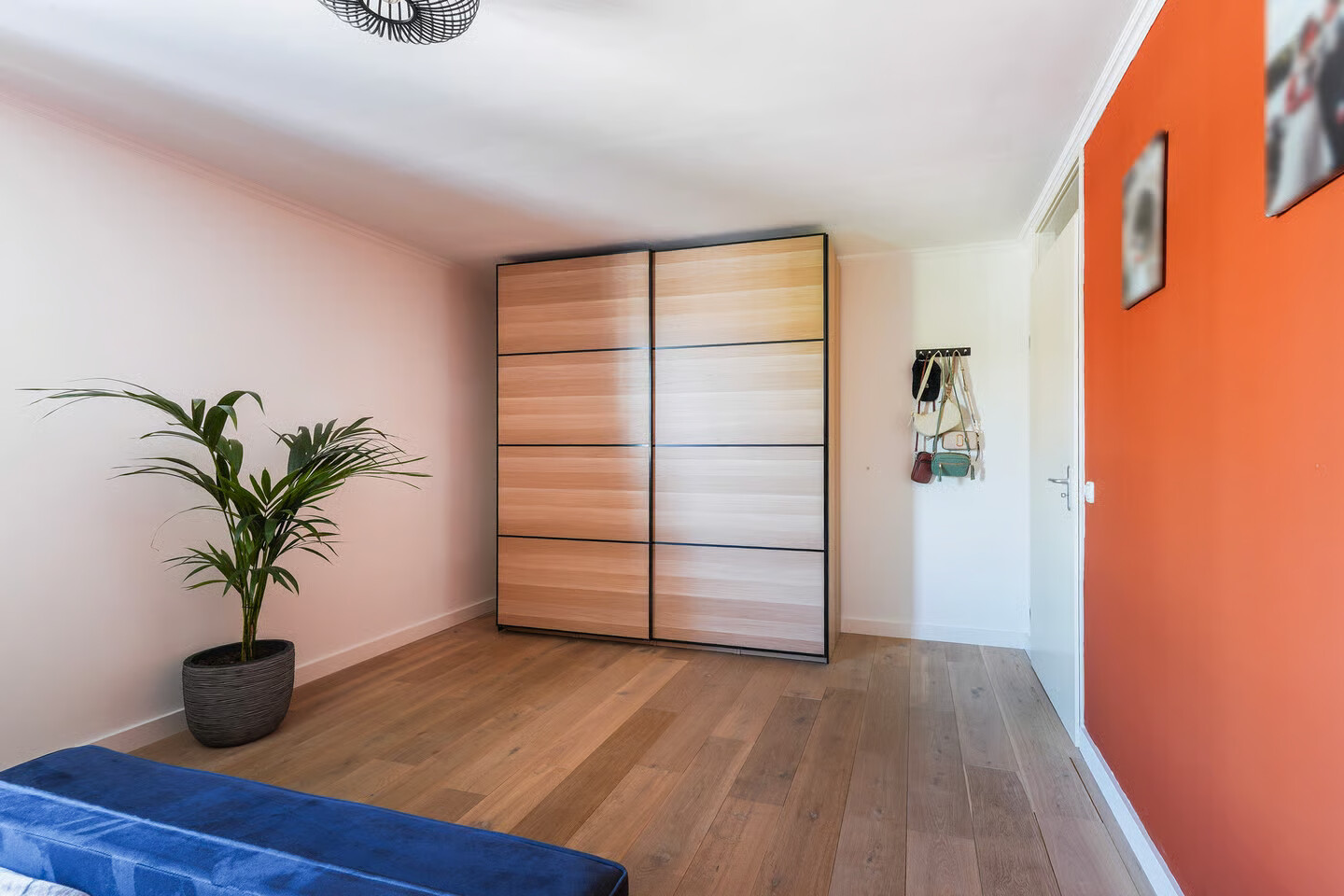 Hoekwoning te koop: Kerkstraat 26, Waalwijk