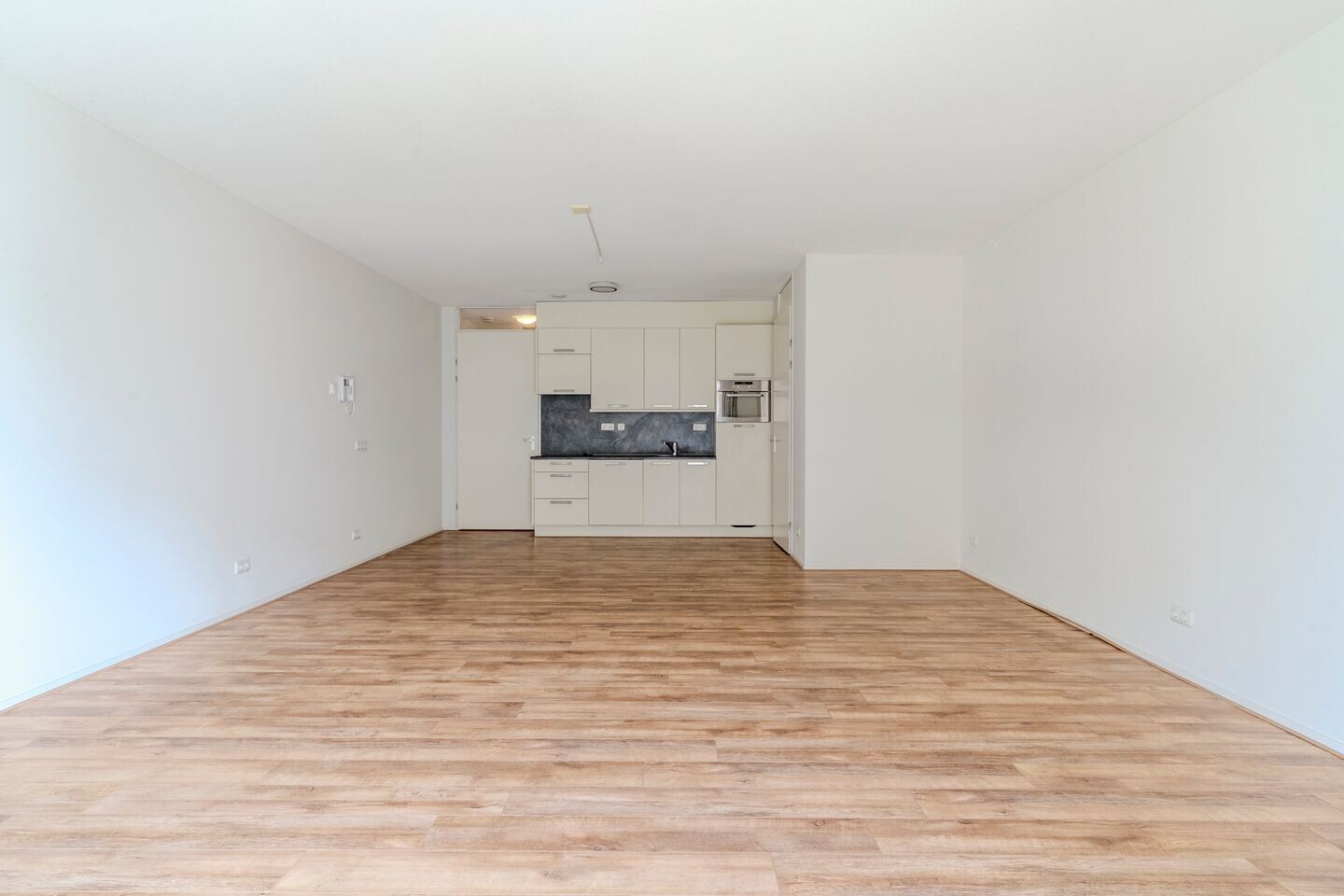 Appartement te koop: St. Jansplein 16, Waalwijk