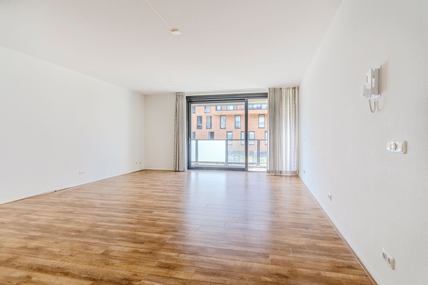 Appartement te koop: St. Jansplein 16, Waalwijk