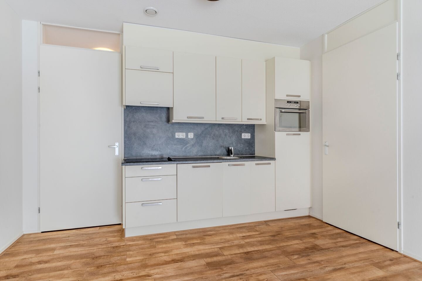 Appartement te koop: St. Jansplein 16, Waalwijk