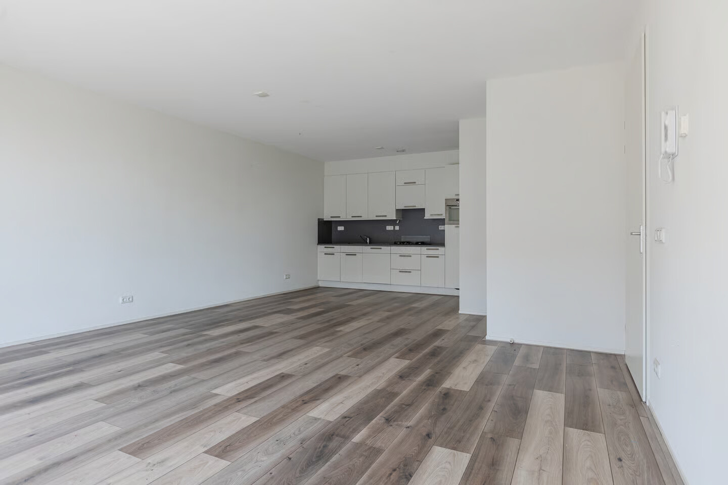 Appartement te koop: St. Jansplein 52, Waalwijk