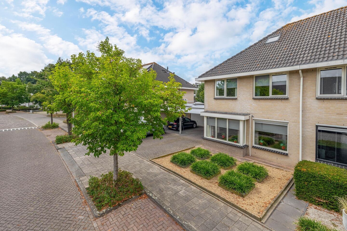 Twee-onder-één-kap te koop: A.B. van Lieshoutlaan 32, Waalwijk