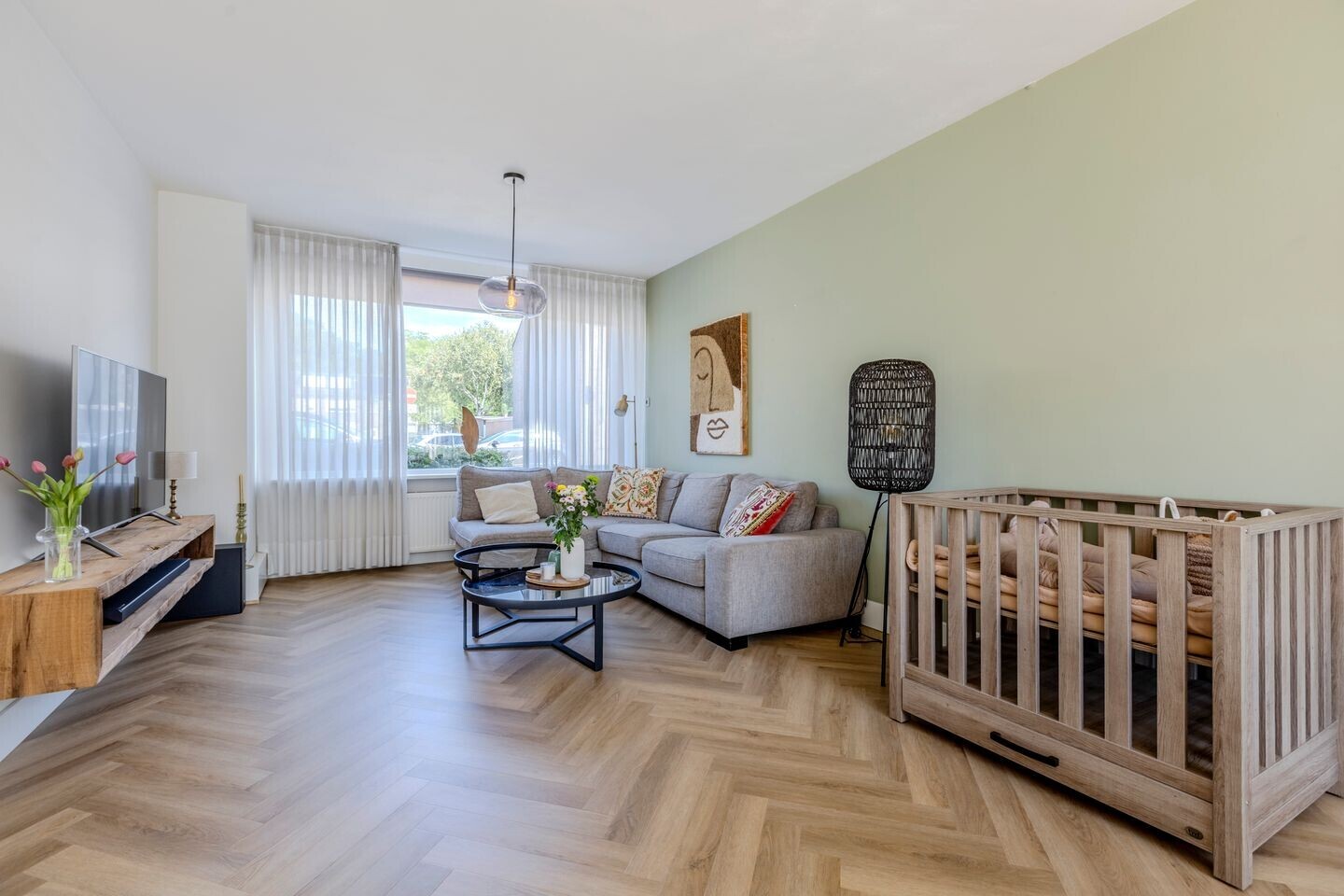 Hoekwoning te koop: Dr. Donker Curtiusstraat 6, Waalwijk