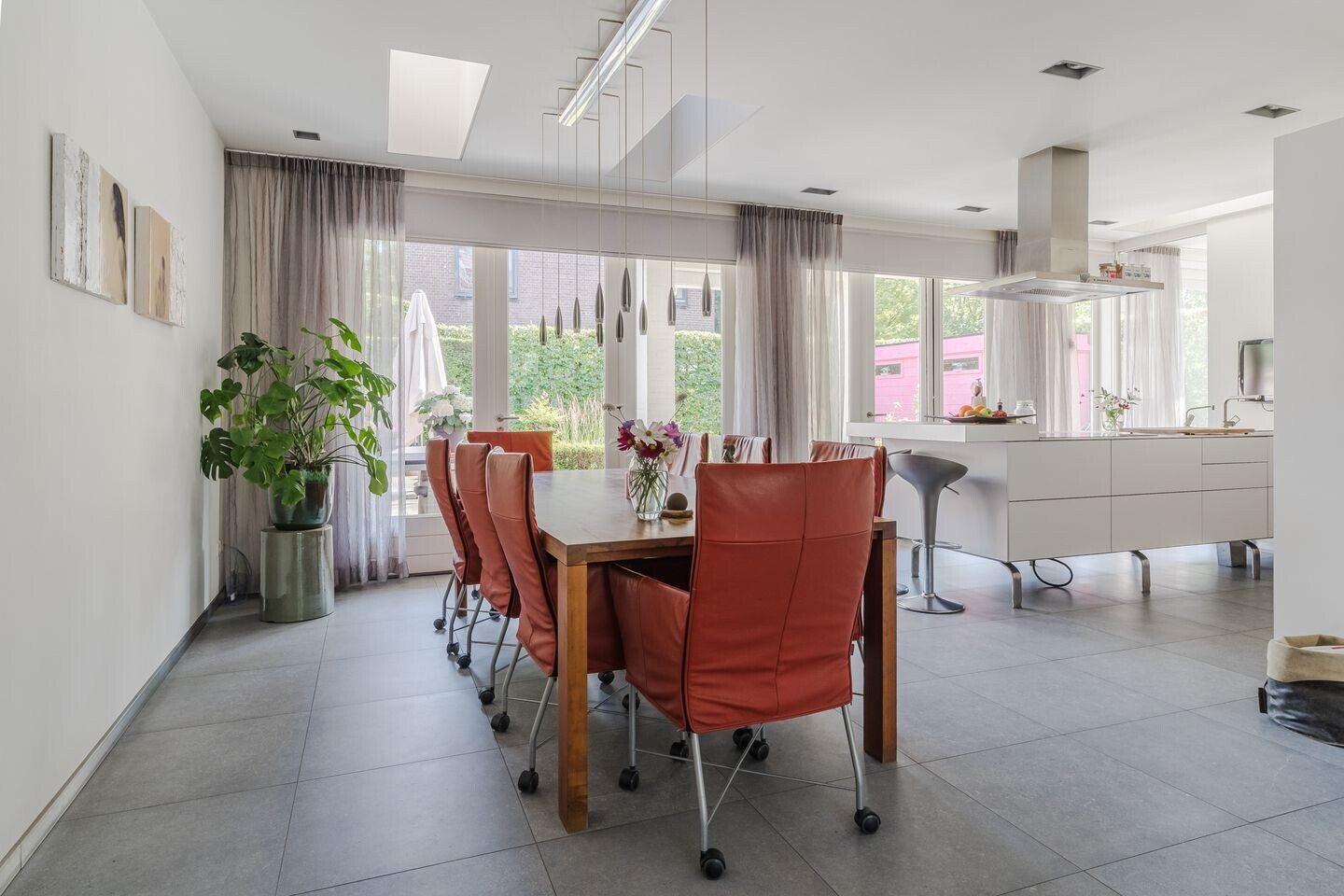 Vrijstaande woning te koop: Hoogeinde 18, Waalwijk