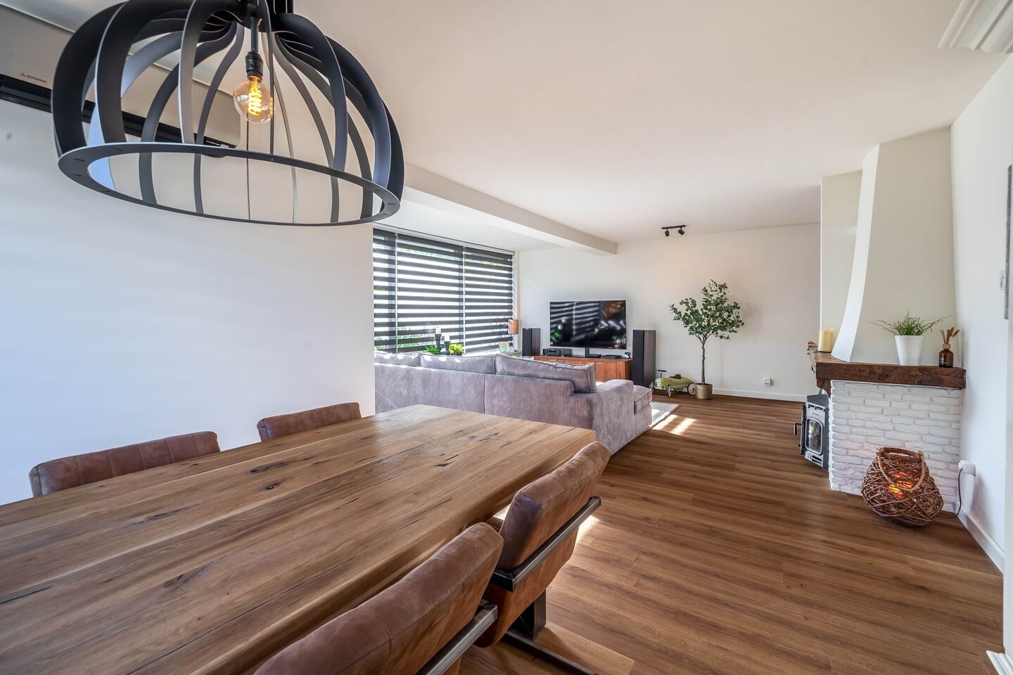 Vrijstaande woning te koop: Ds. Louwe Kooymanslaan 4, Waalwijk
