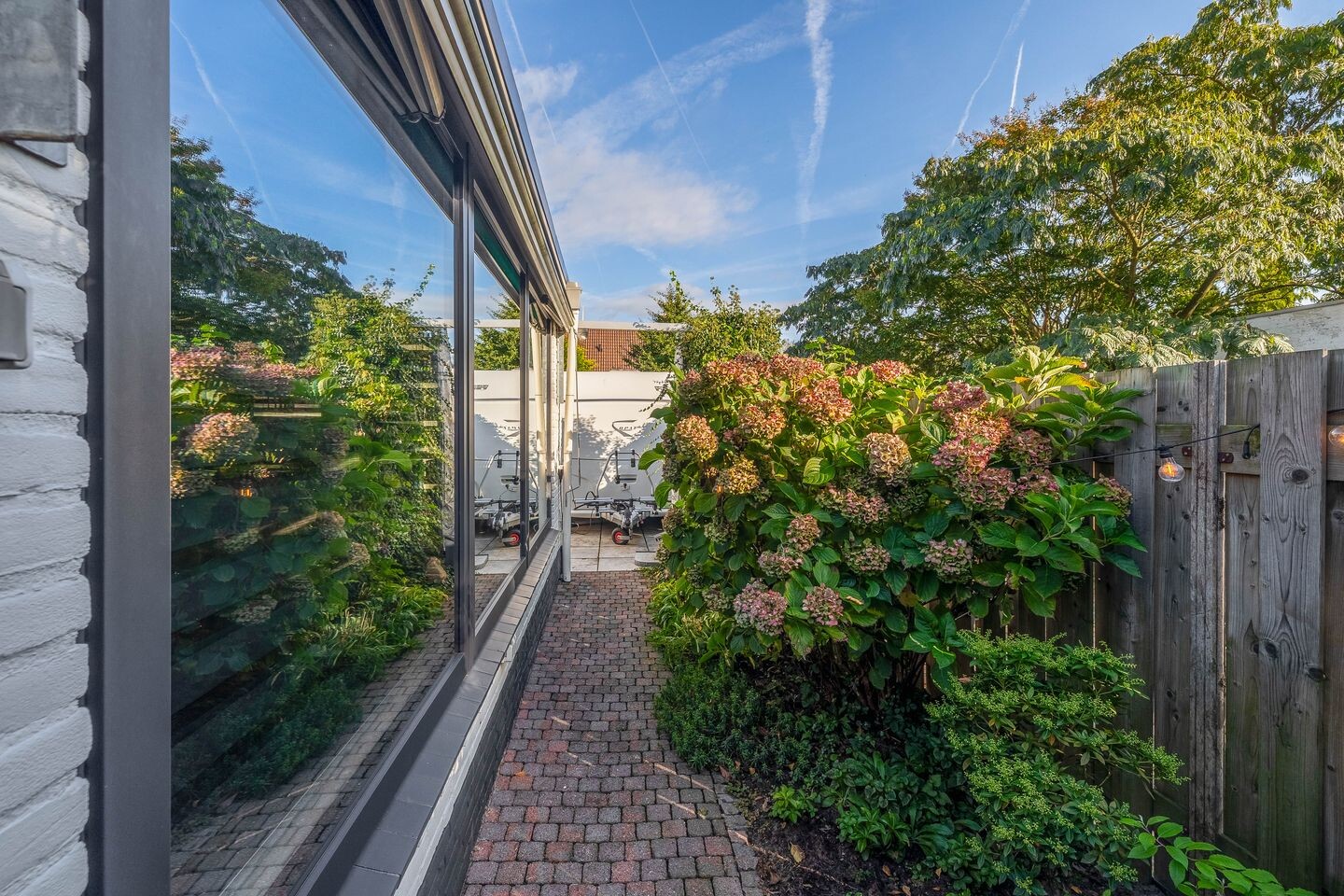 Vrijstaande woning te koop: Ds. Louwe Kooymanslaan 4, Waalwijk